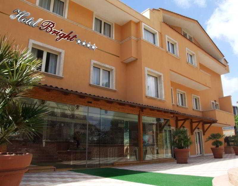 רומא Hotel Bright מראה חיצוני תמונה